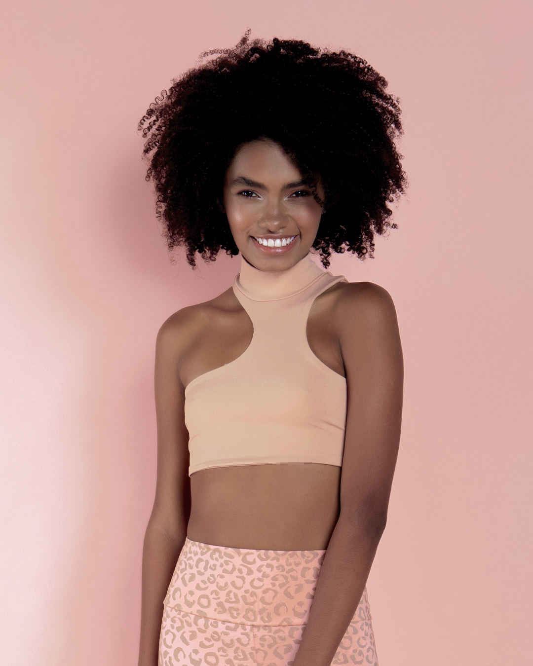 Top Cuello Tortuga Asimétrico Peach